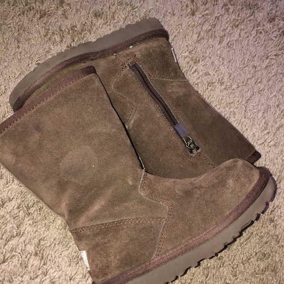 Tall ugg boots - Picture 3 of 3